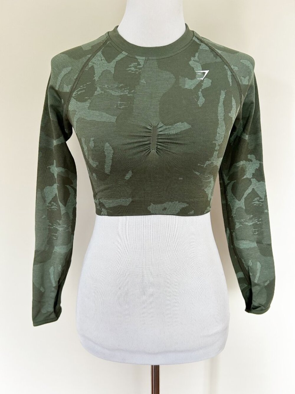 Gymshark Green Camo‎ Adapt Seamless Long Sleeve Top Size Small Women's